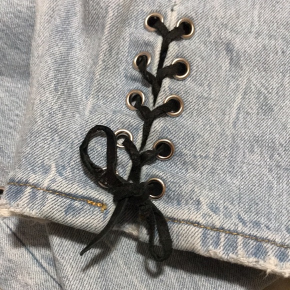 Levi’s 501 Straight Leg Lace Up Hem - Picture 6 of 12